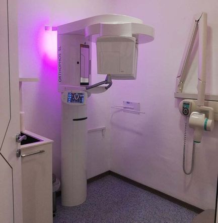 Behandlung mit modernsten Geräten